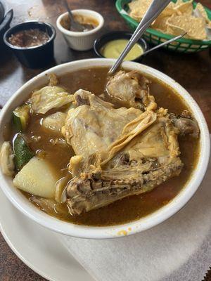 caldo de pollo