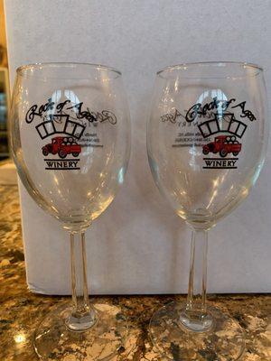 Souvenir glasses