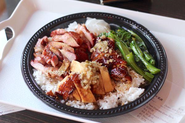 R7. Two Combo Over Rice 双拼饭 ($15.95) - Soy Sauce Chicken 豉油鸡 + Roast Pork 叉烧