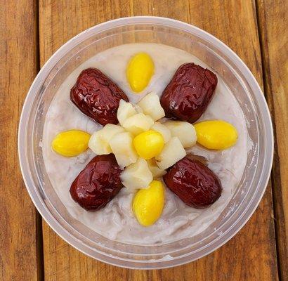 Ginkgo Nuts and Taro Sticky Rice Cake