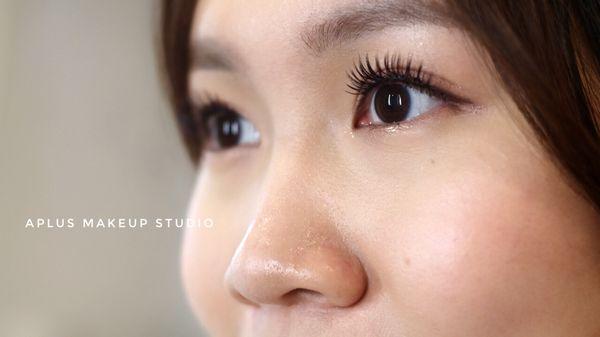 Individual lashes application