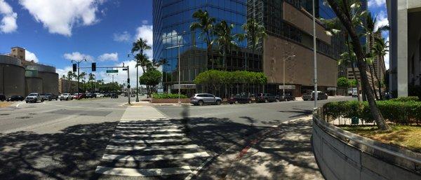 Parking Garage:  Turn up Alakea