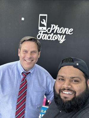 With mayor of federal way Washington at phone factory