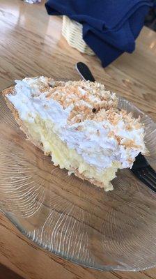 Coconut cream pie