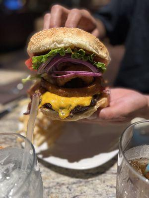 Bbq bacon cheeseburger