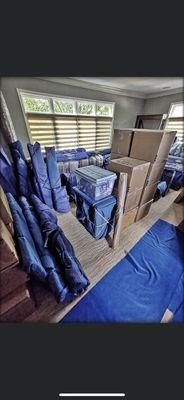 Packing furnitures