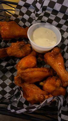 Buffalo Birdie Putt Chicken Wings