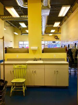 Farmhouse sink and washing and drying area (you can't see the folding tables