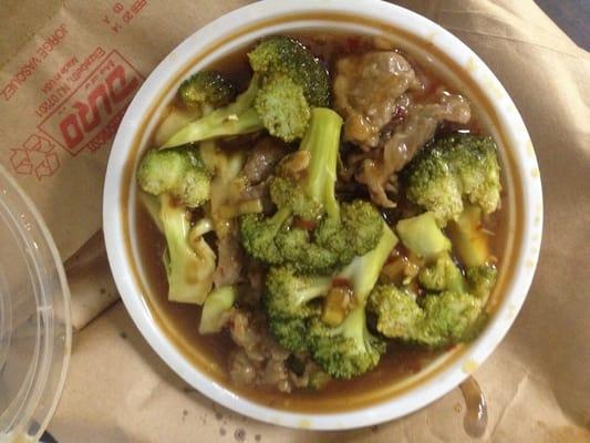 Chicken and broccoli in garlic sauce, very bland and beef was gummy.