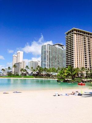 The beautiful and serene Duke Kahanamoku Lagoon