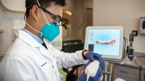 iTero scanning technology for Invisalign