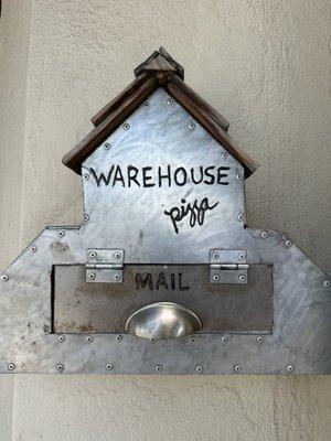 Warehousemailbox #laverne #warehousepizza #ulv #vexsens