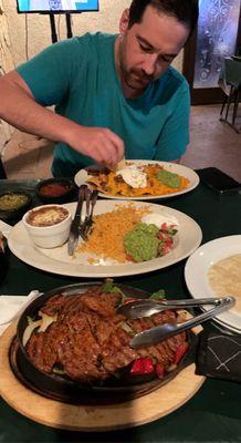 Sizzling steak fajitas & nachos