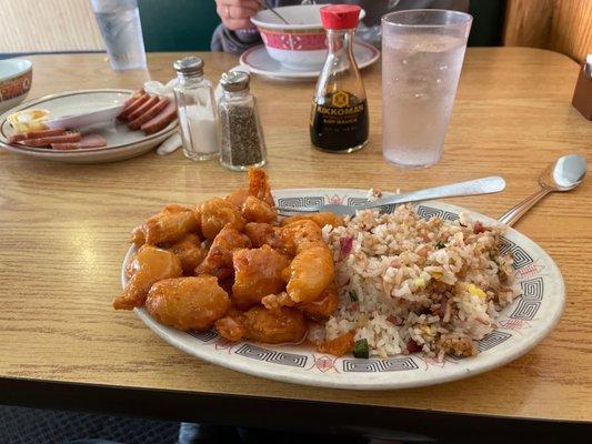 Sweet and sour chicken with fried rice lunch special