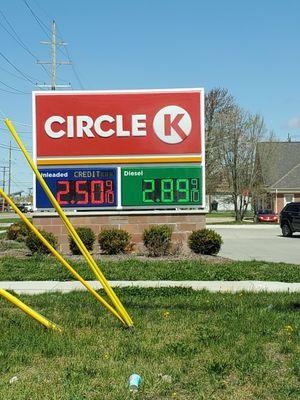 Current Easy Pay Gas Prices.  4/25/2021