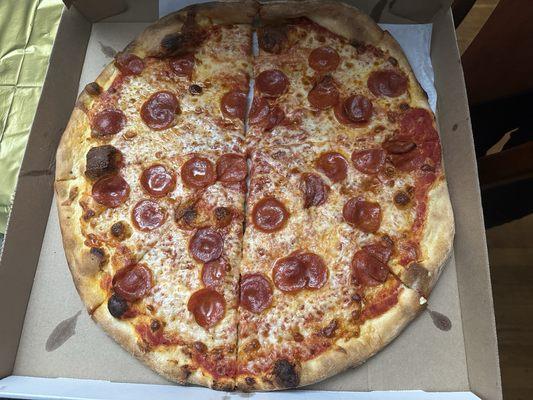 Pepperoni pizza