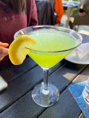 Tilted lemon drop