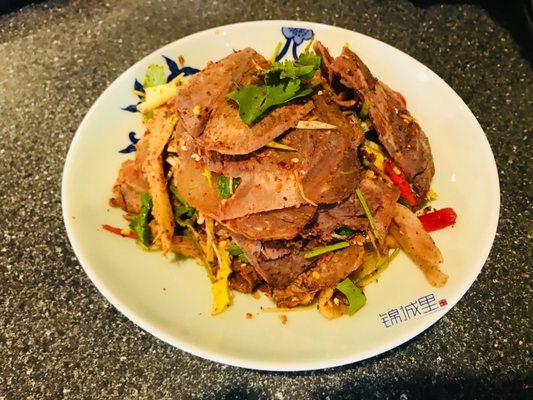 Dry mixed beef in chili powder of Yanbian 盐边牛肉