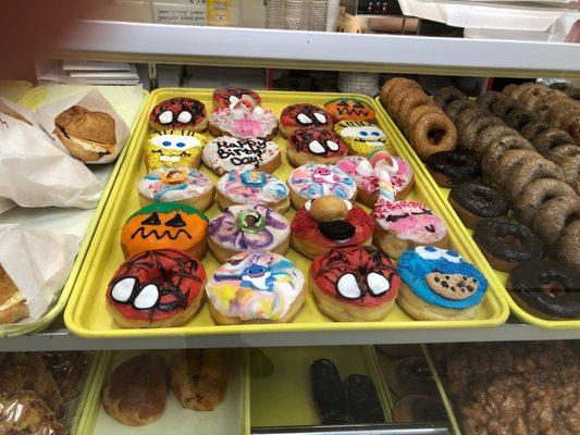 Novelty donuts