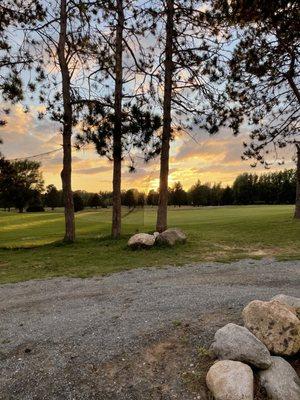 Gorgeous views of the golf course.