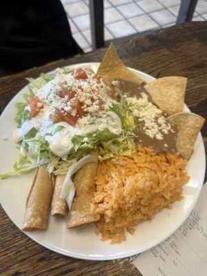 3 Taquitos Combo