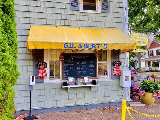 Gil & Bert's storefront