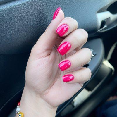 Hot pink Dip manicure with Jenny