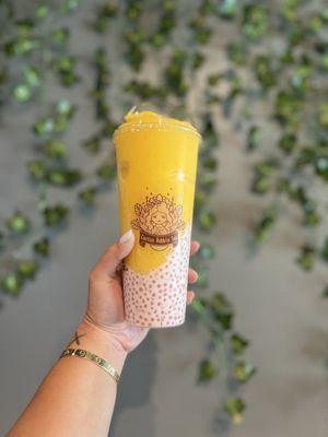 The Mango Passion Fruit + Sago was sooooo good! It was the perfect balance and not too sweet. Very refreshing on a hot day!