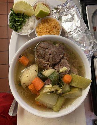 Caldo de Res