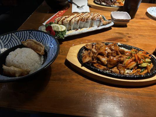 Teriyaki chicken platter with Wakyoto roll.