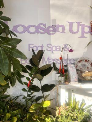 Loosen Up Foot Spa & Body Massage