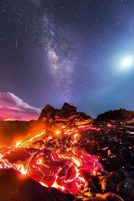 Big Island Hawaii Kilauea / Leilani Lava flow .. Beautiful picture !