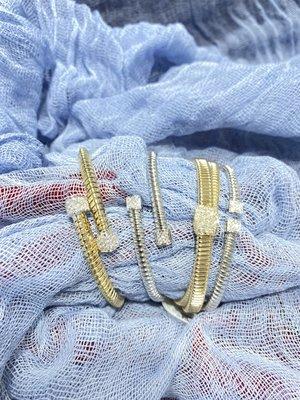 Diamond Fashion Bracelets in 18KT White Gold and Yellow Gold. Flexible and Stylish