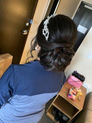 Down updo