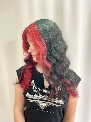 Vivid color by Anna, @annaw.hair on Instagram