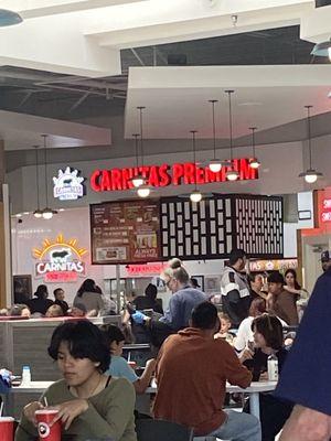 Carnitas premium in food court