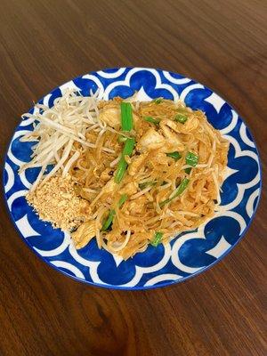 Pad Thai with chicken