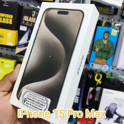 iPhone 15 Pro Max 256Gb unlocked, liberado ask for Angel and get an screen protector free.