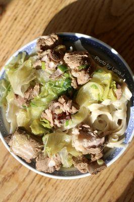 Takeout Pork Ribs Noodle Soup (Knife) 排骨刀削面汤 ($12)