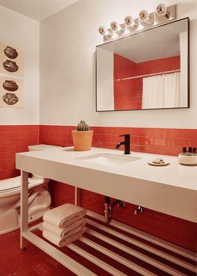 Casita bathroom