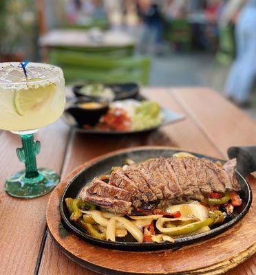 CABOS STEAK FAJITA