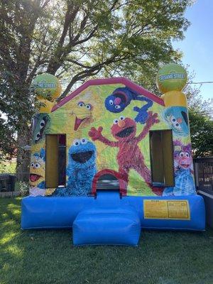 Sesame Street Bounce House Rentals Chicago and surrounding areas