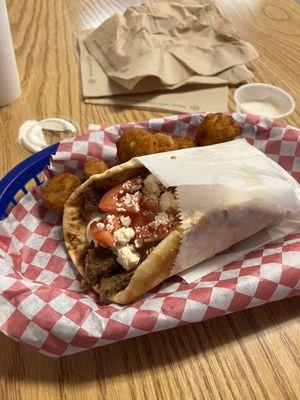 Traditional Gyro with munchers