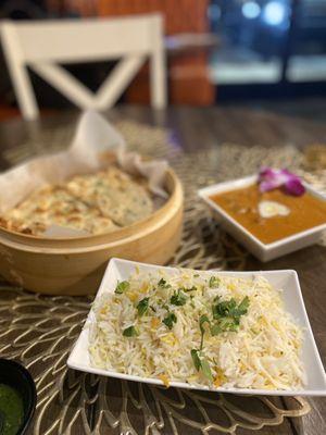 Butter Chicken, Garlic Naan & rice.