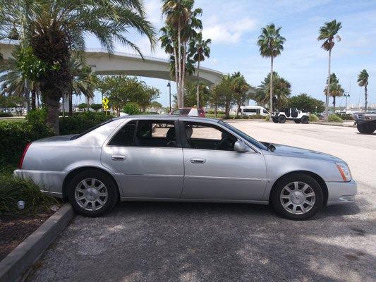 Best airport transportation in Clearwater .five star service at a one-star price.