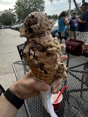 Large cone. It was a coffee and brownie flavor.