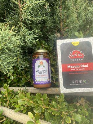 Vindaloo curry (4.99), Masala chai (4.99)