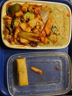 Chicken with garlic sauce - dinner combo (fried rice and spring roll)