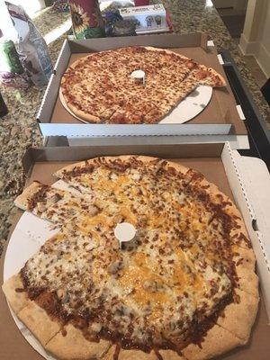 BBQ chicken and cheese pizza. Super delicious!