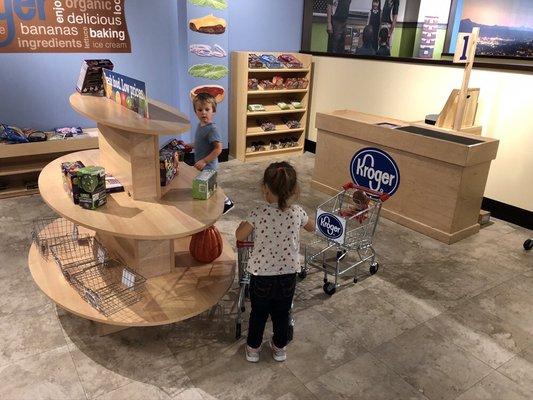 Kroger grocery experience with working registers!